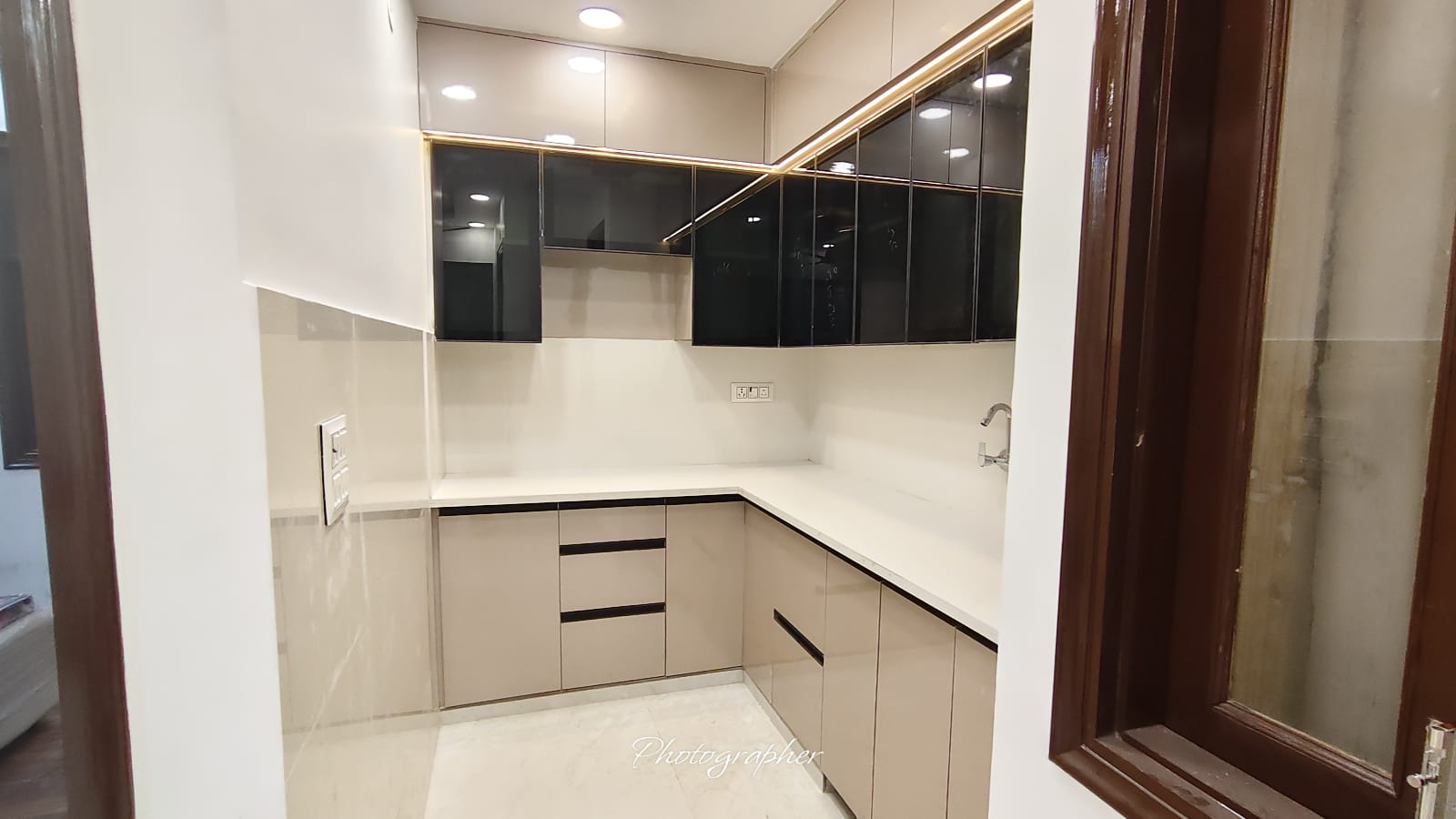 Purchase a 2BHK Flat on Rama Park Road in Mohan Garden, Uttam Nagar, New Delhi.