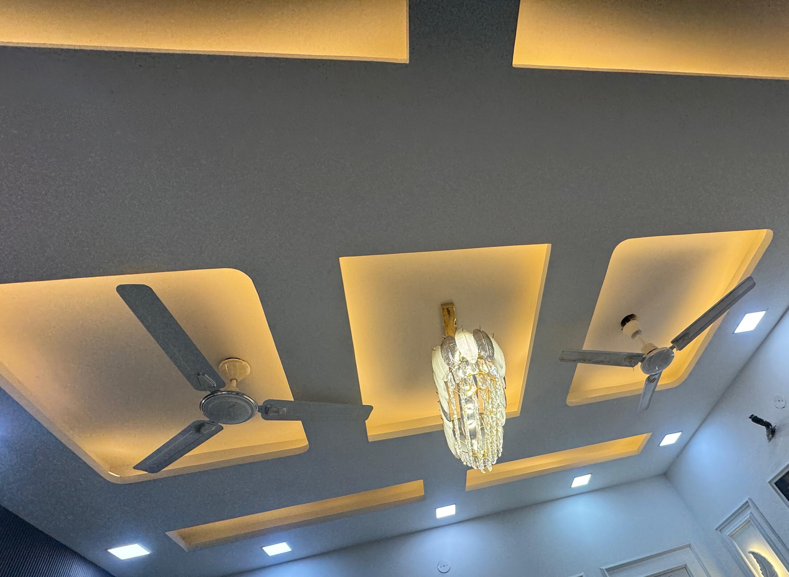 3BHK Flat in Mohan Garden Uttam Nagar New Delhi