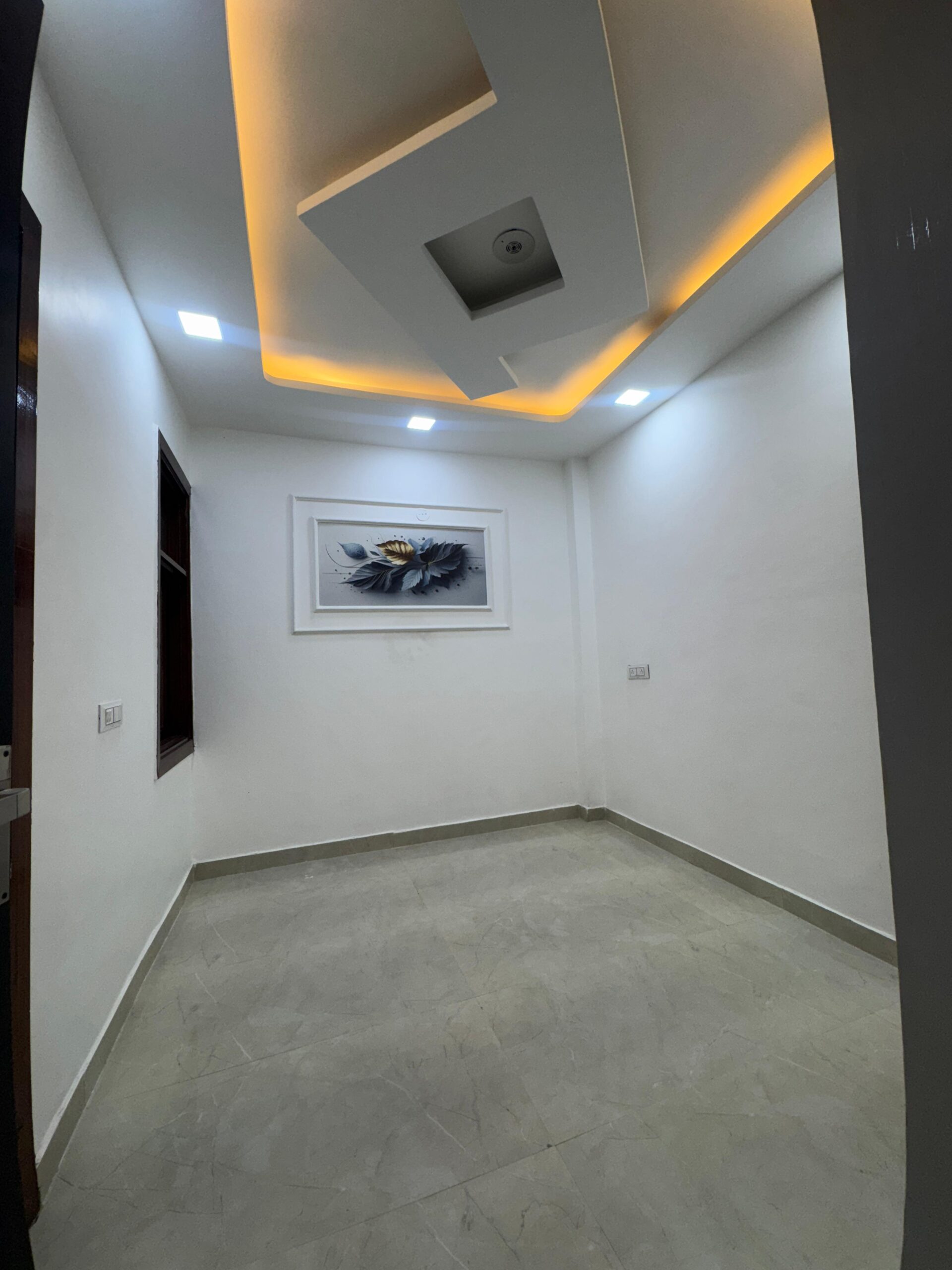 3BHK Flat in Mohan Garden Uttam Nagar New Delhi