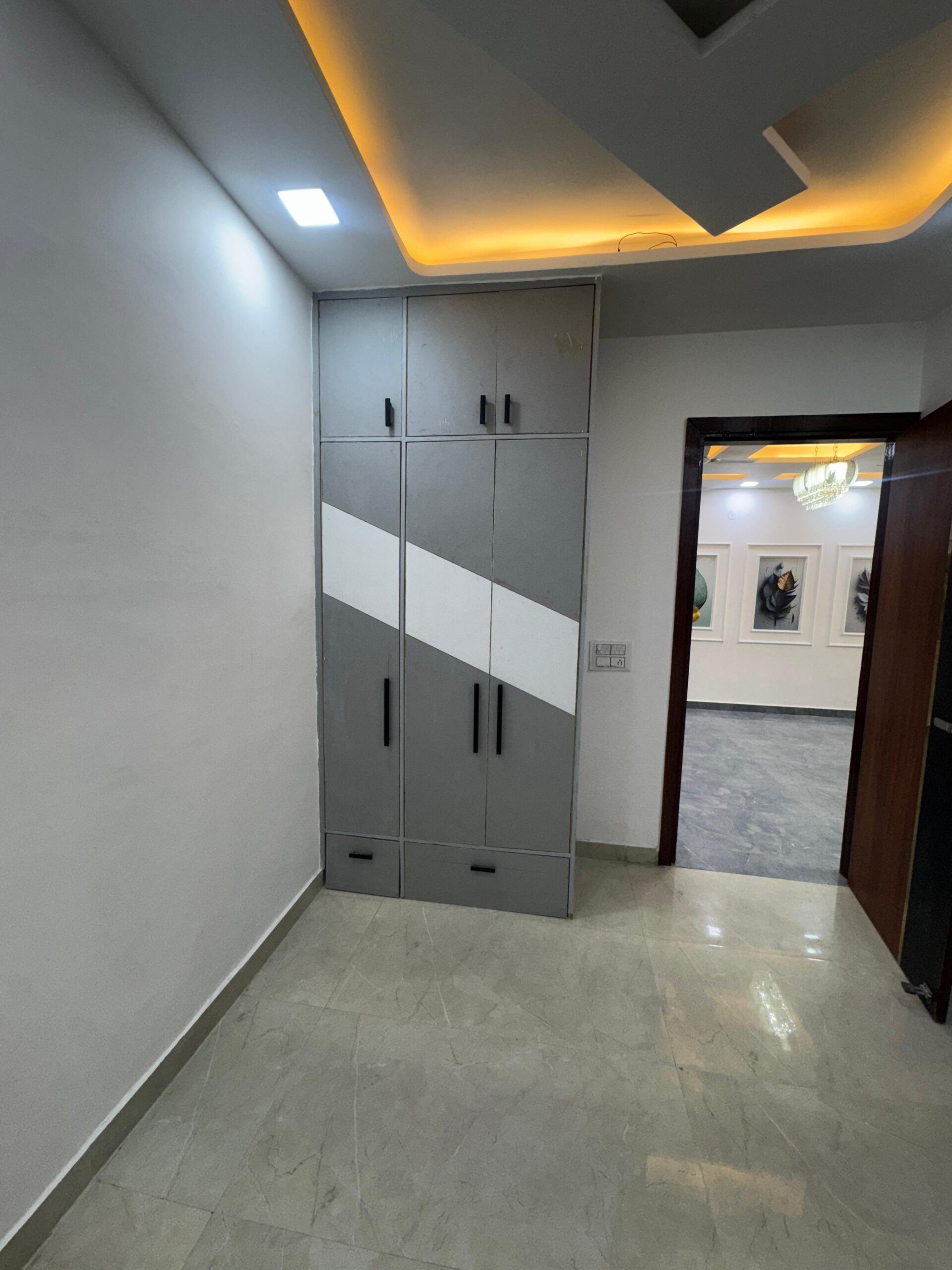 3BHK Flat in Mohan Garden Uttam Nagar New Delhi