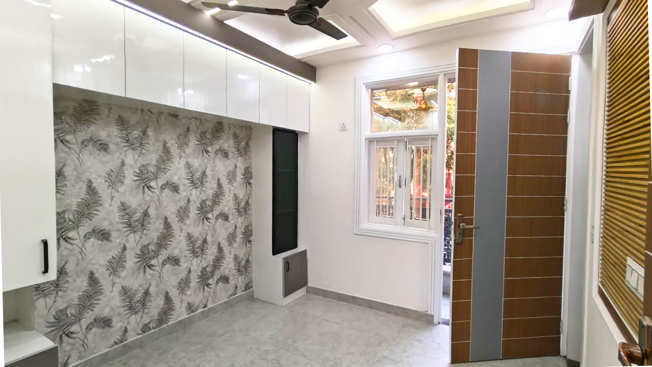 2 BHK Flat in Nawada, Delhi – Ready to Move | Flats for Sale