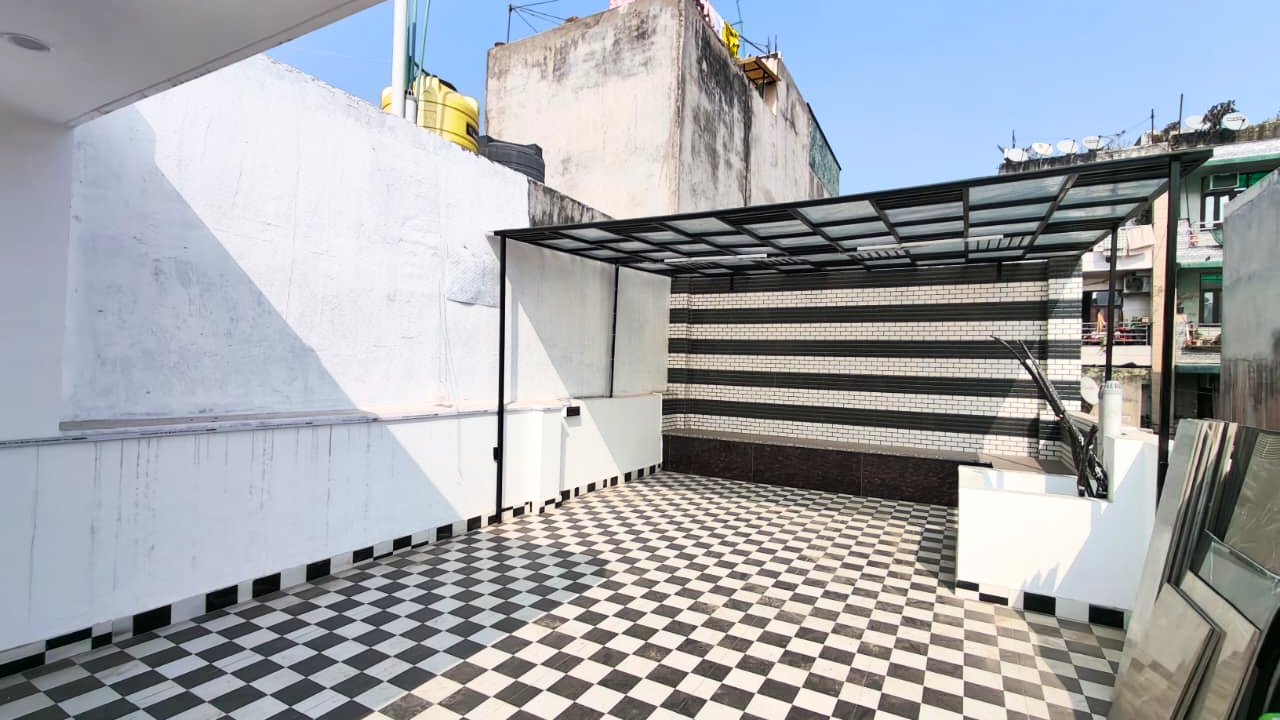 Independent House for Sale in Mohan Garden, Uttam Nagar, Delhi