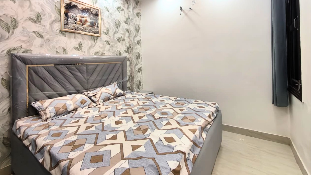 3 BHK Flat in Mohan Garden, Uttam Nagar, Delhi