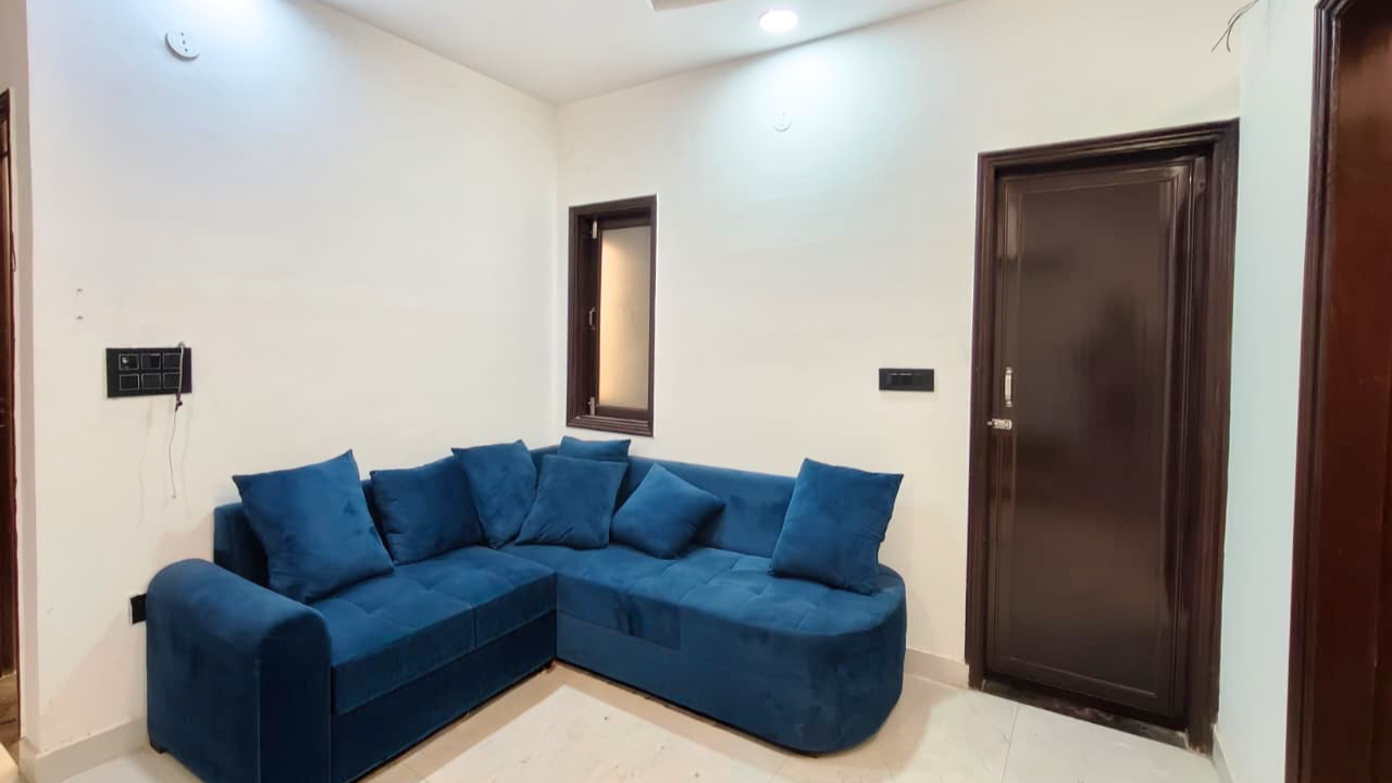 2 BHK Flat for Sale in Mohan Garden near Dwarka Mor – Delhi