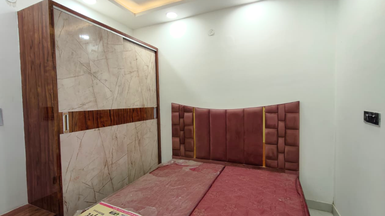 2 BHK Flat for Sale in Mohan Garden near Dwarka Mor – Delhi