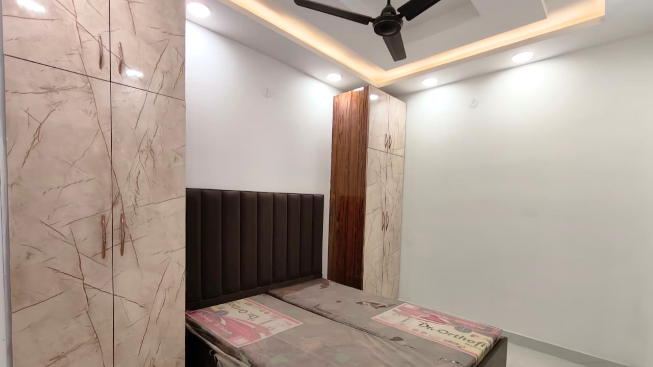 2 BHK Flat for Sale in Mohan Garden near Dwarka Mor – Delhi
