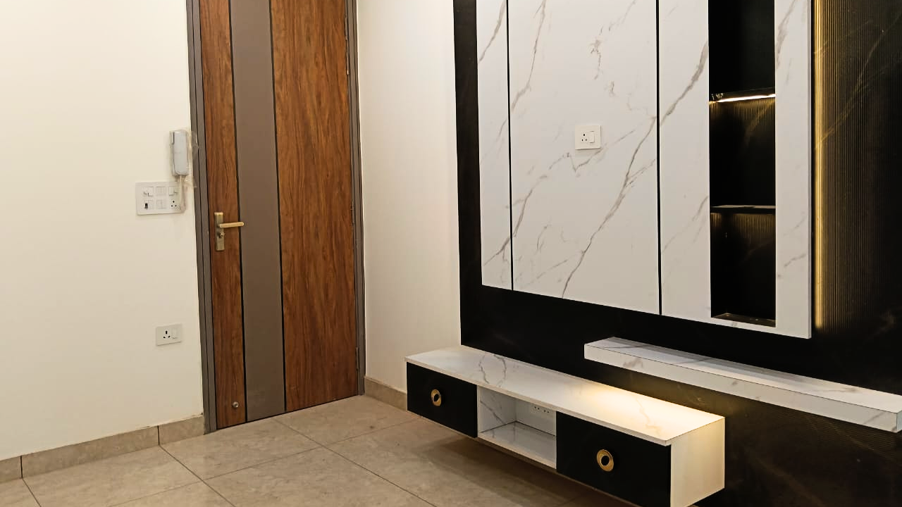 3BHK Flats for Sale in Dwarka Mor, Delhi