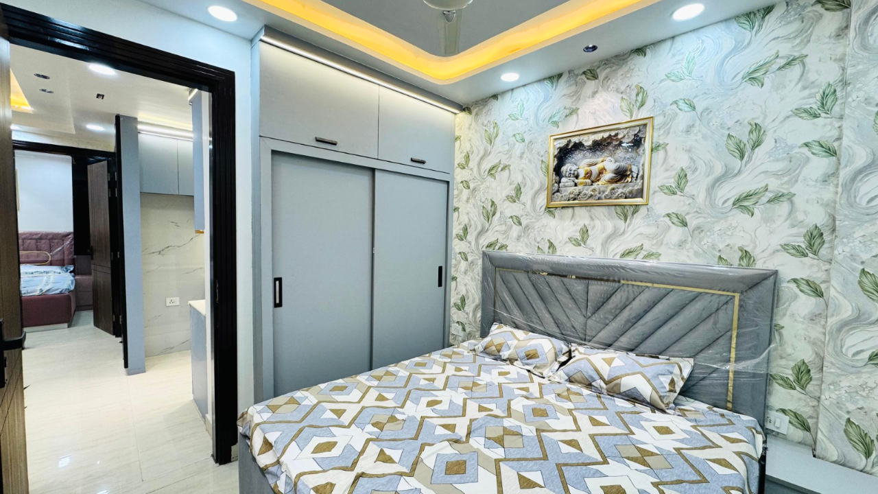 Spacious 3 BHK Flat for Sale in Dwarka Mor, Delhi | Prime Location