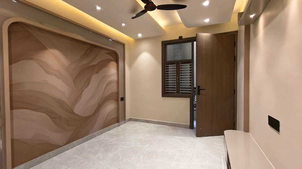 Modern 2 BHK Flat for Sale in Mohan Garden, Rama Park Road, Delhi