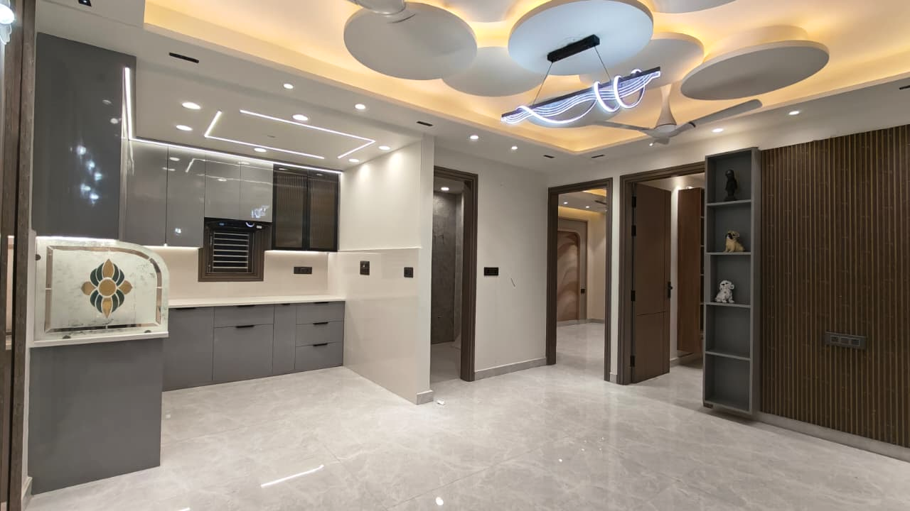 Modern 2 BHK Flat for Sale in Mohan Garden, Rama Park Road, Delhi