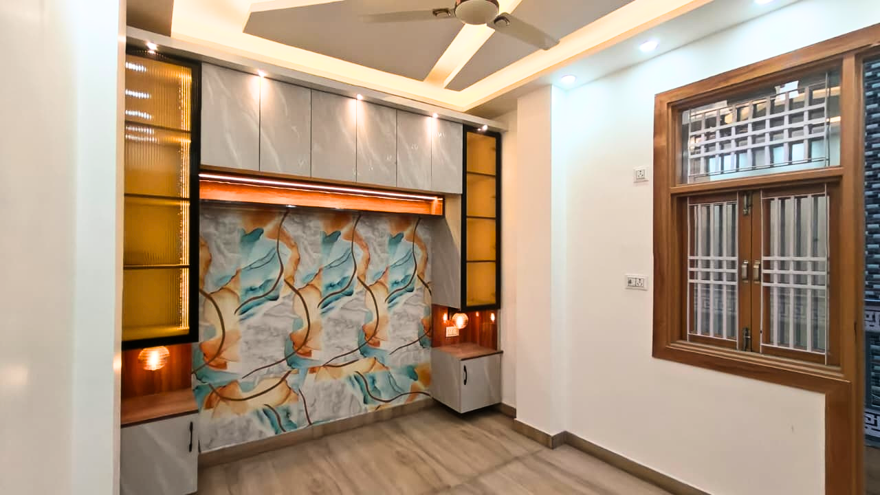 Ready to Move 3BHK Flats in Mohan Garden, Dwarka Mor, Delhi