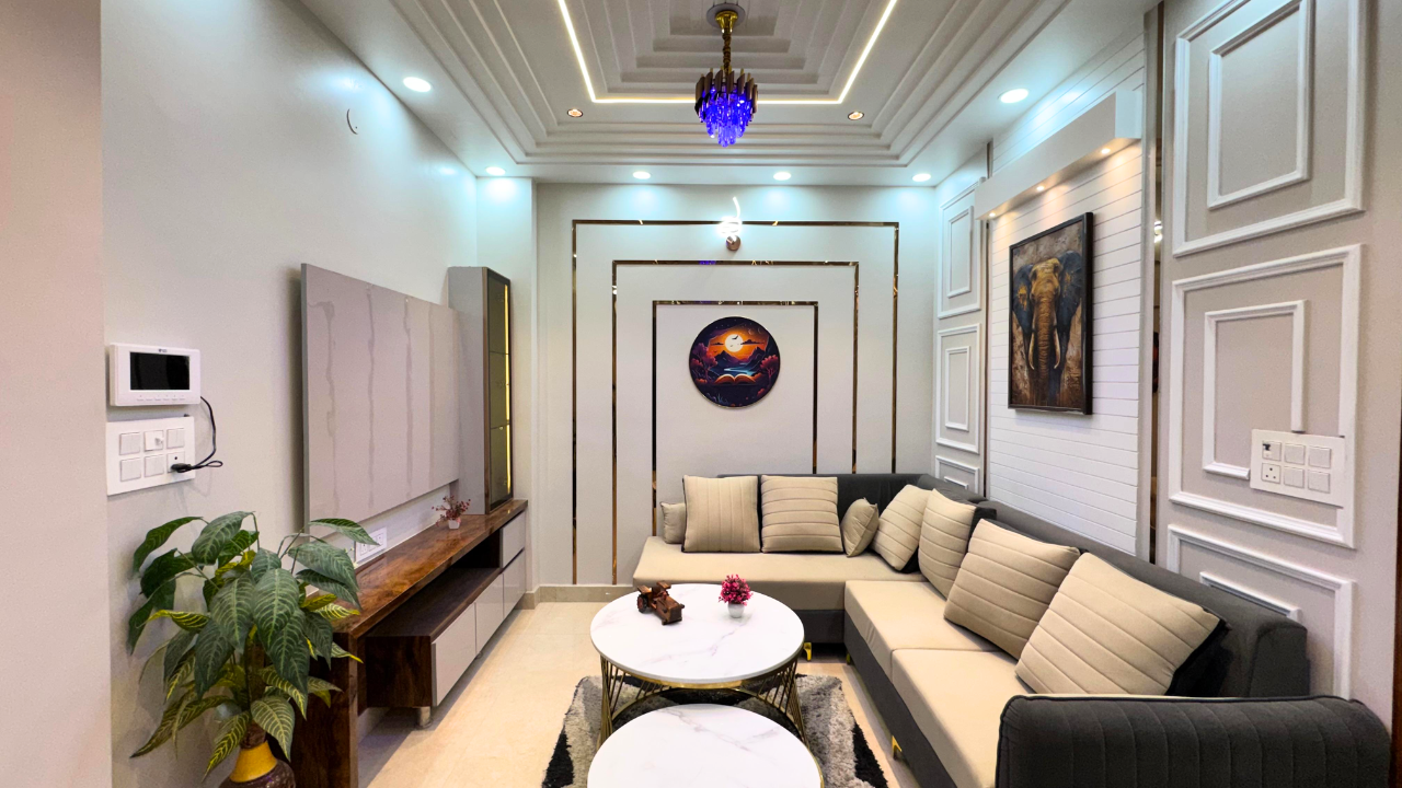 Ready to Move 3 BHK Flat in Niranjan Park, Nangli Metro Station