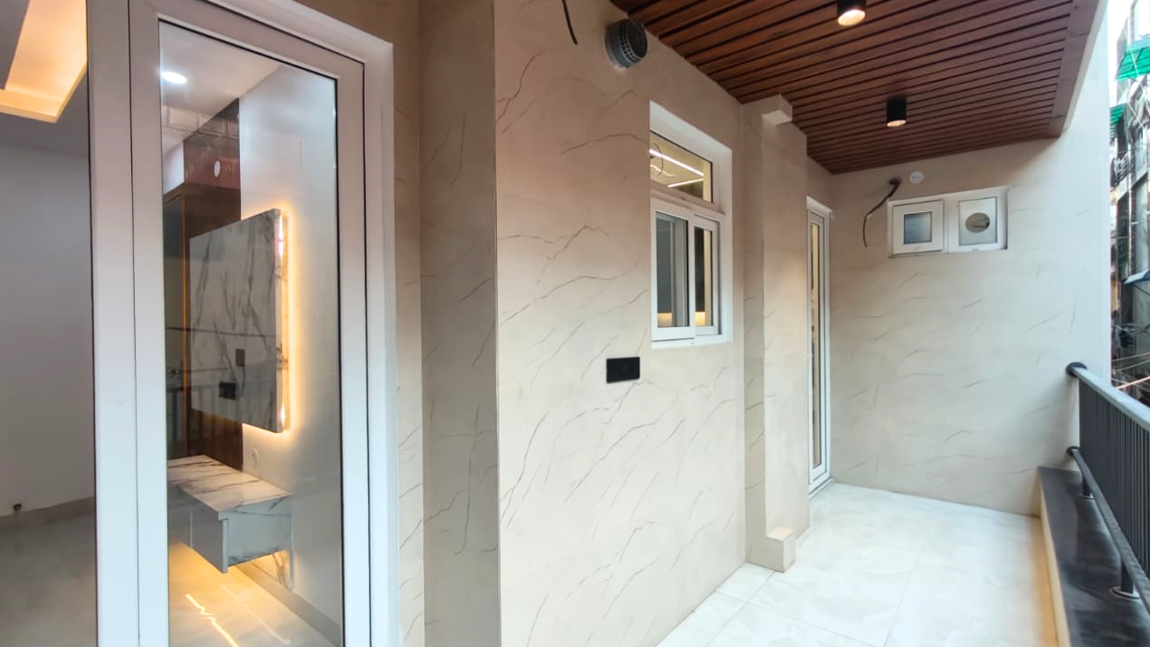 4 BHK Flat in Bhagwati Garden Extension Dwarka Mor | Call Now