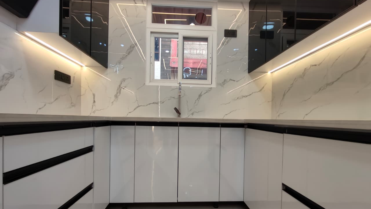 4 BHK Flat in Bhagwati Garden Extension Dwarka Mor | Call Now