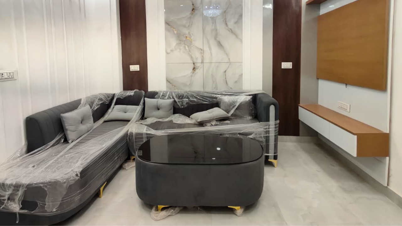 2 BHK Flat on Jain Road Dwarka Mor Delhi | Ready to Move Flat Near Metro