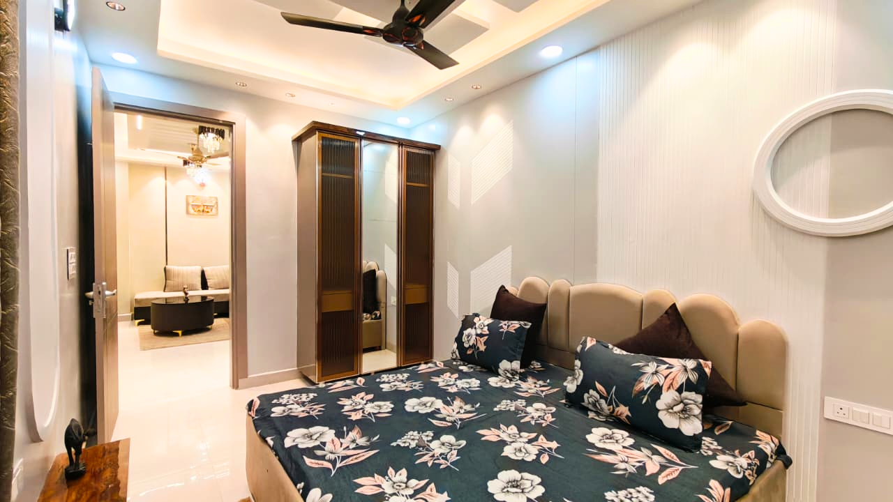 3 BHK Flat in Raksha Enclave Dwarka Mor in Gated Society Near Metro at Best Price