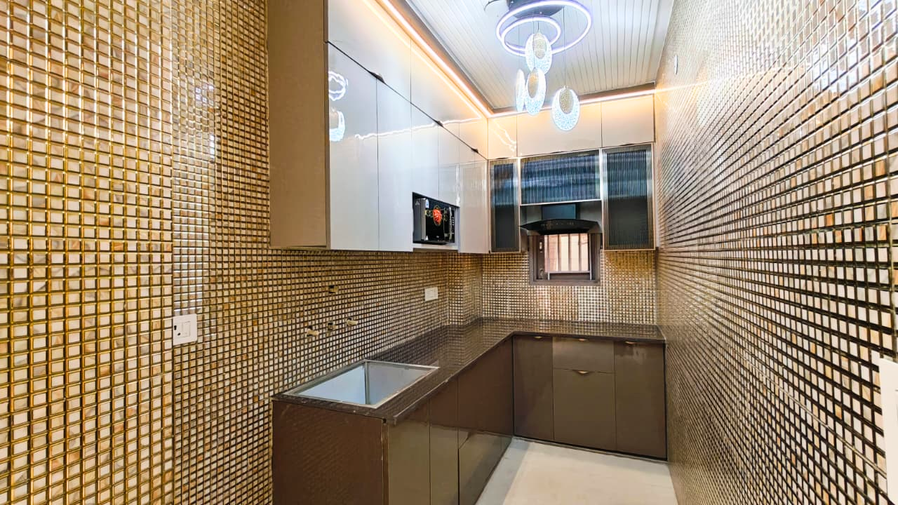 3 BHK Flat in Raksha Enclave Dwarka Mor in Gated Society Near Metro at Best Price