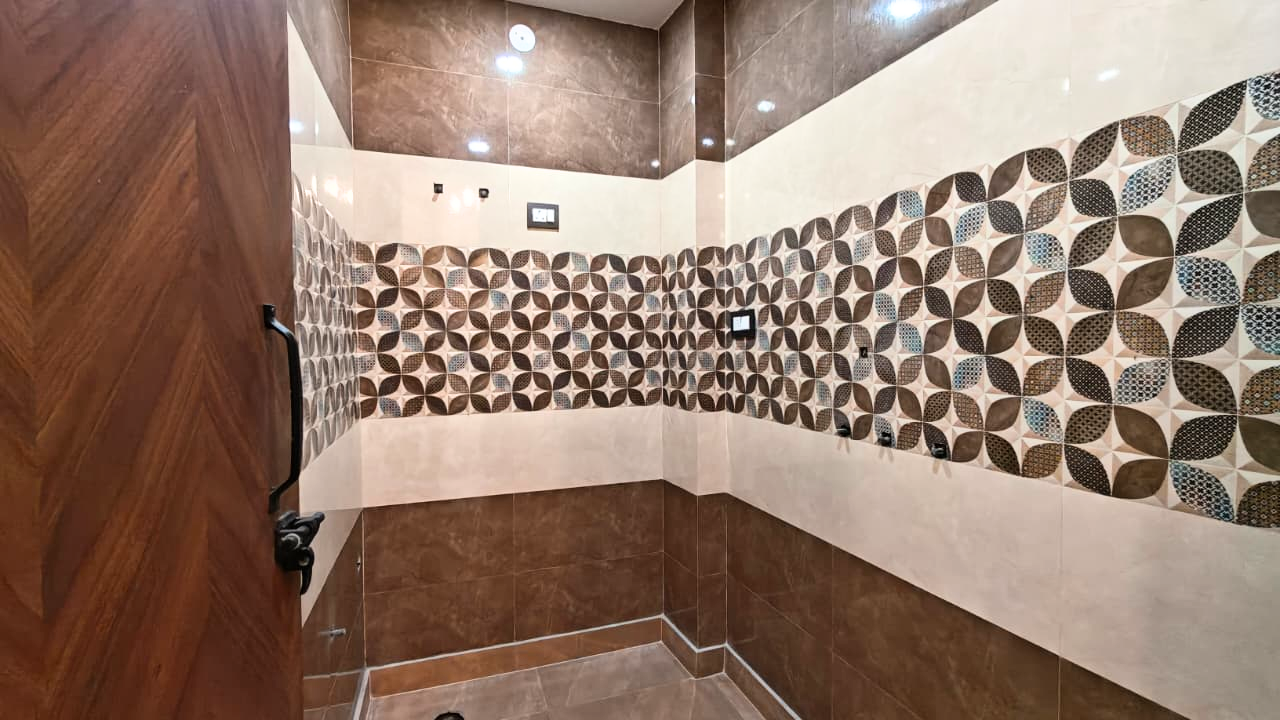 1 BHK Flat in Bajaj Enclave Dwarka Mor Delhi | Near Metro Ready to Move