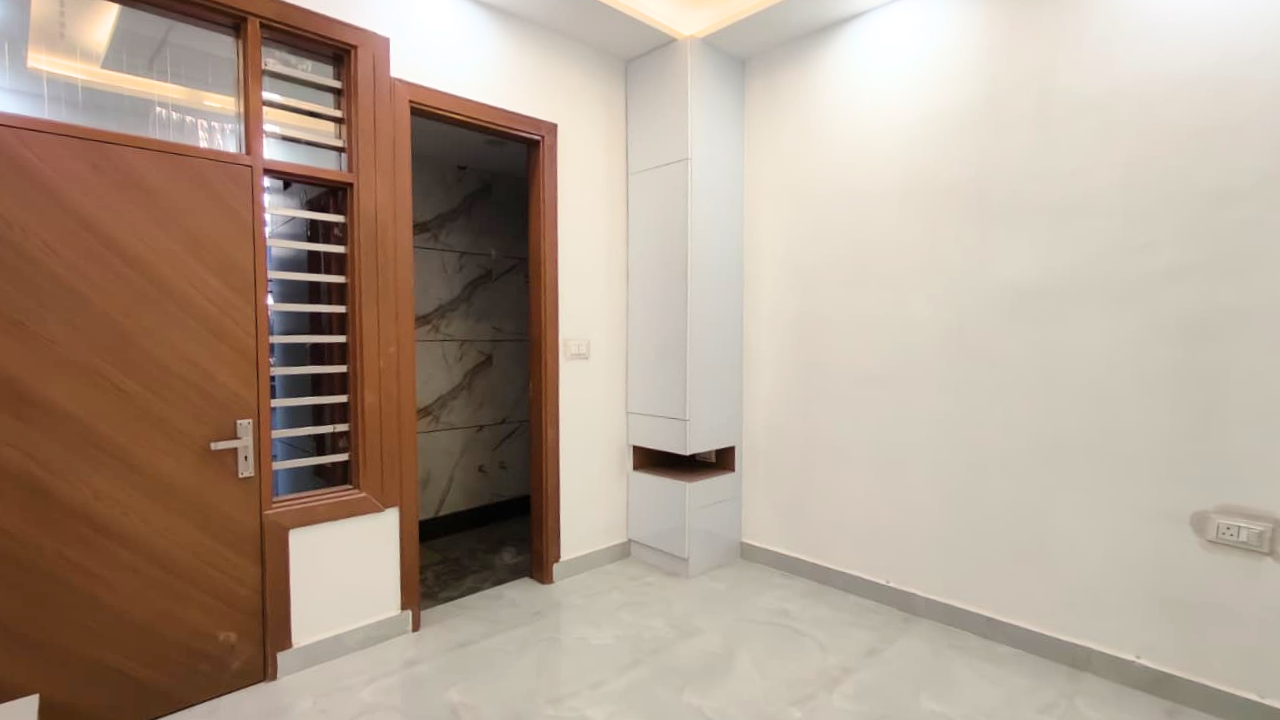 2 BHK Builder Floor for Sale in Jain Road Dwarka Mor Delhi | Prime Location Deals