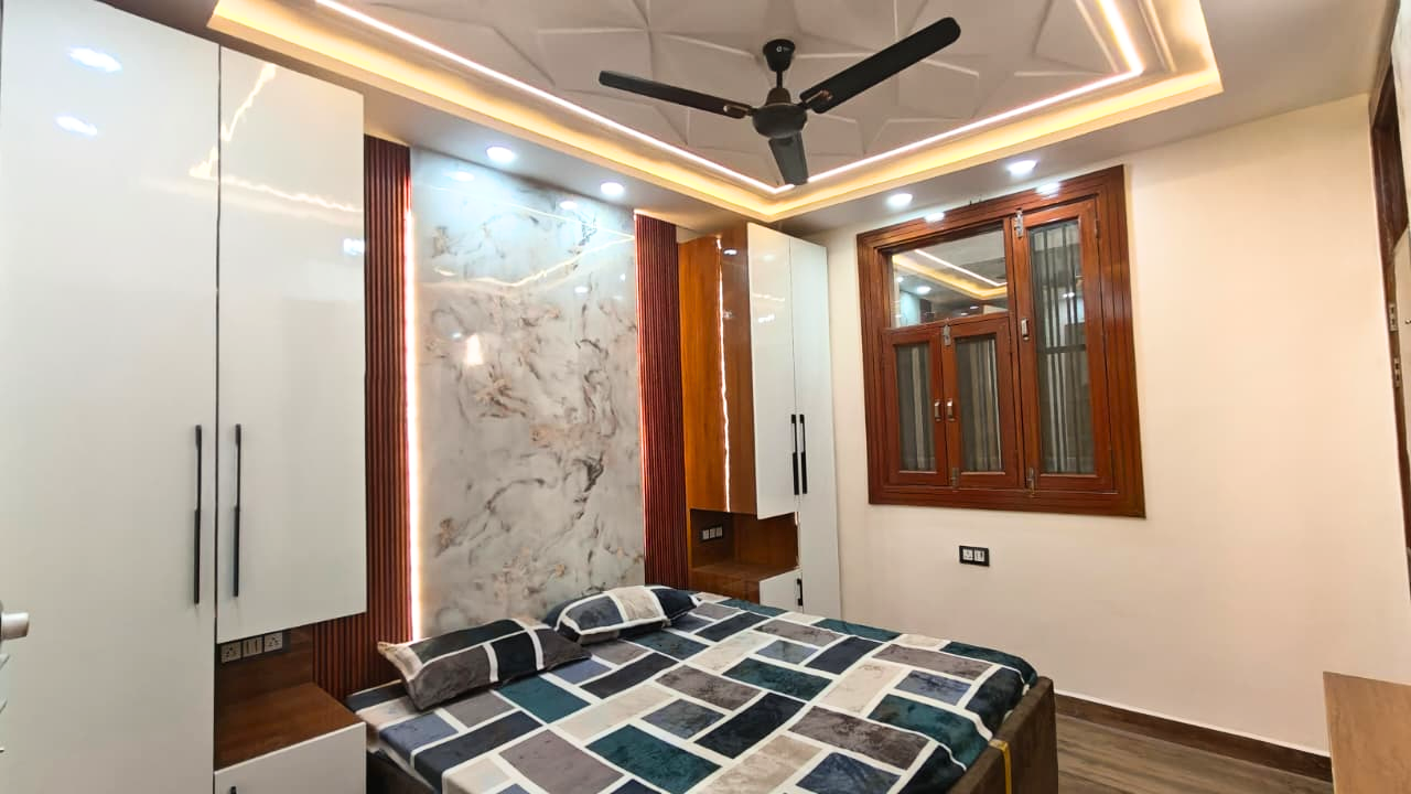 Spacious 4 BHK Flats in Delhi Under 1 Crore | 4 BHK Flat in Kiran Garden Near Nawada Metro