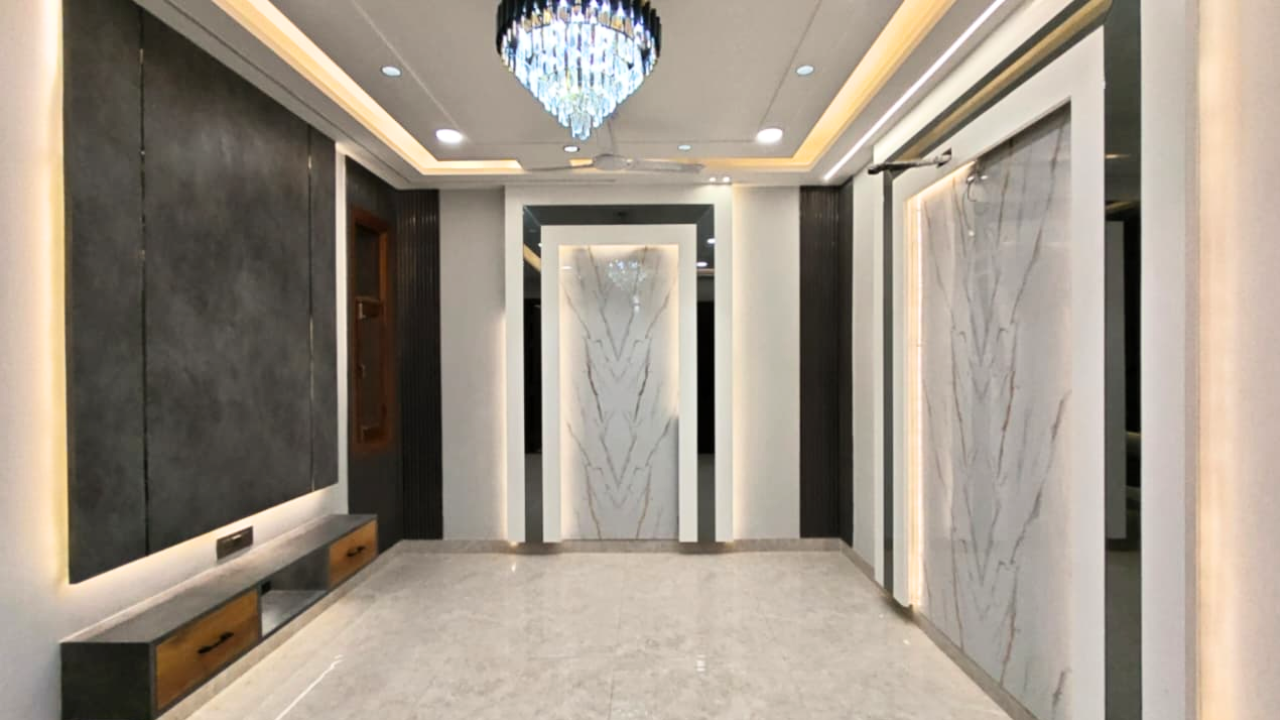 Ready to Move 3 BHK Flat in Kiran Garden Near Nawada Metro
