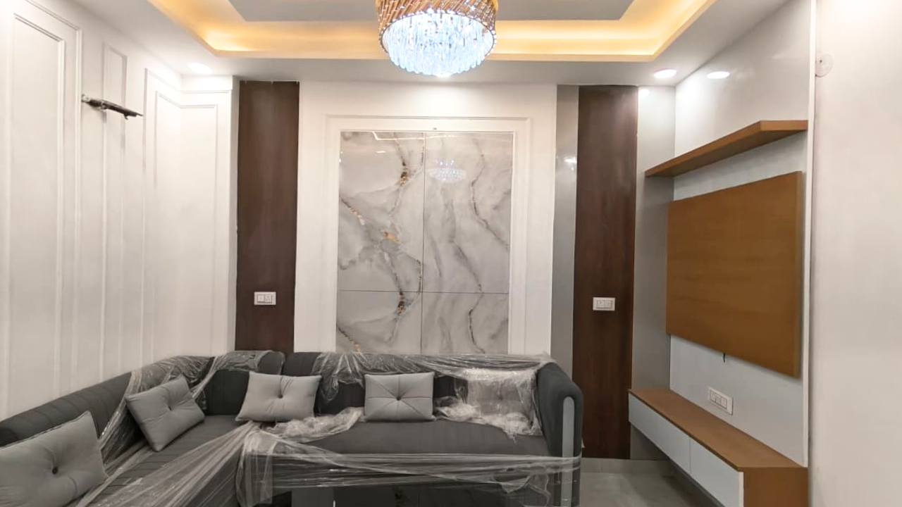 2 Side Open 2 BHK Flat in Jain Road, Mohan Garden Under 35 Lakhs