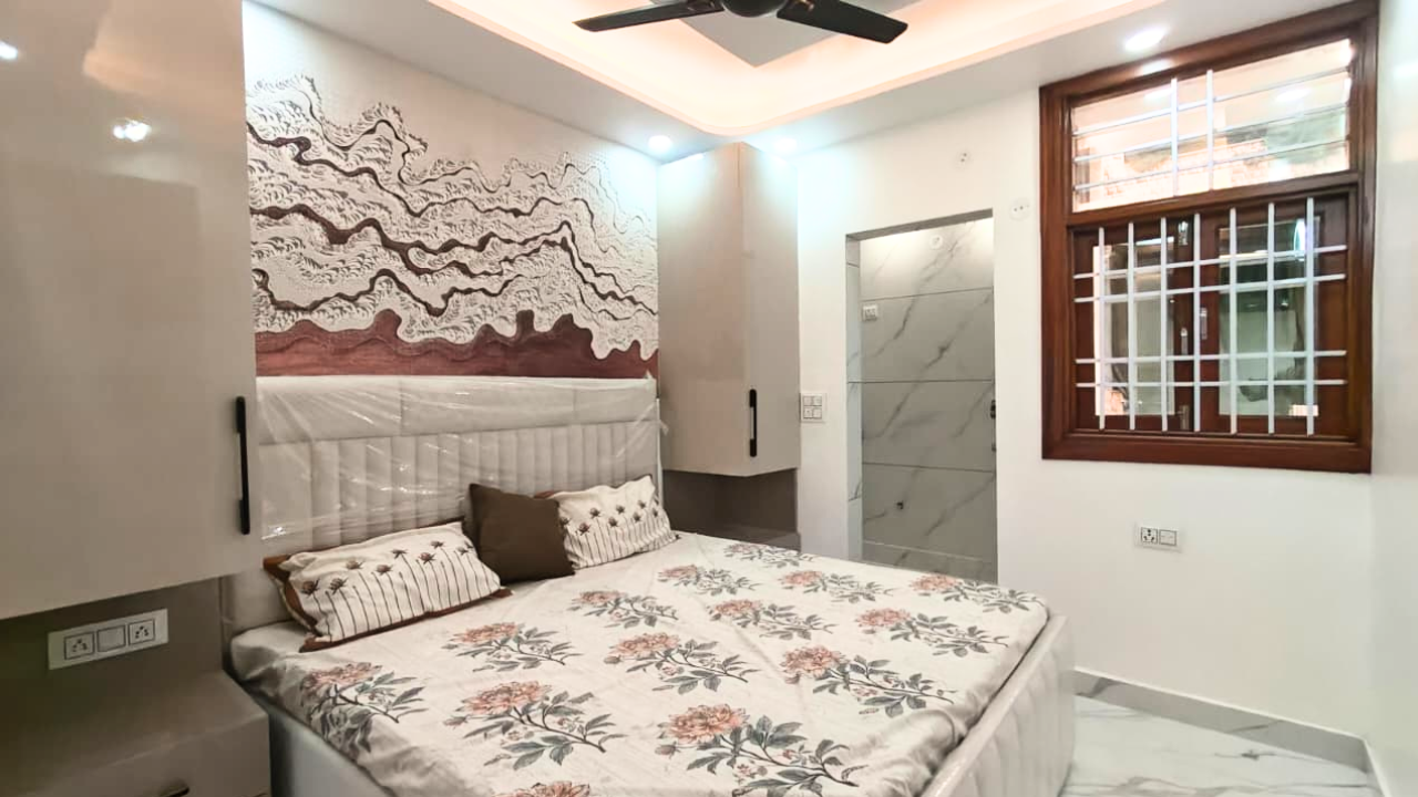 2 BHK Flats for Sale in Uttam Nagar West | Ready to Move Property Near Metro