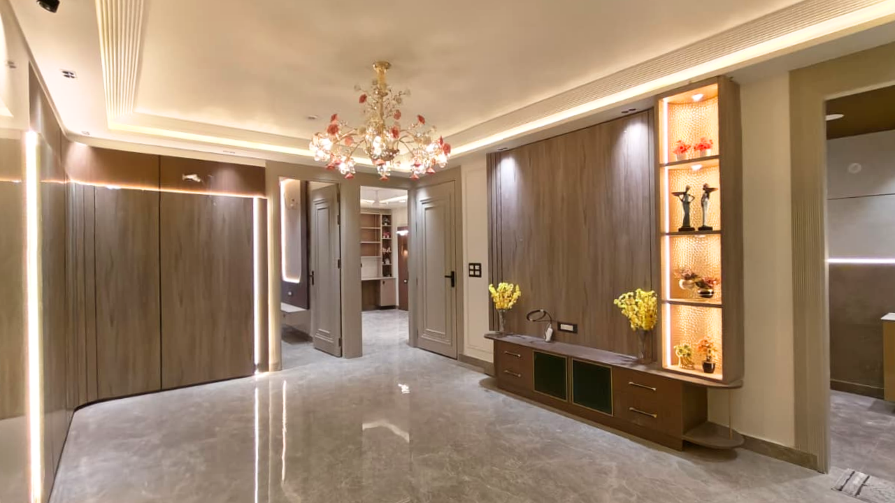 Two Sided Open 3 BHK Flat in Sainik Nagar Near Nawada Metro | Prime Location Home