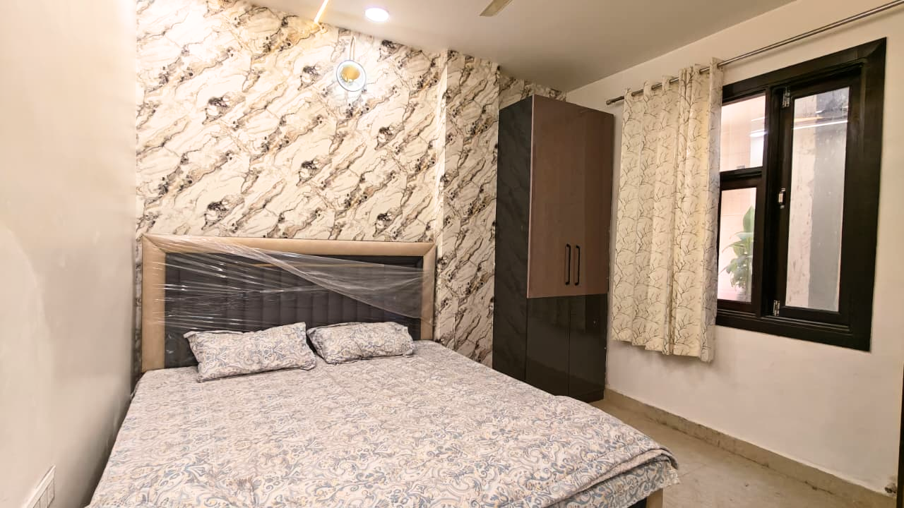 3 BHK Flats in Under 50 Lakhs in Nawada, Delhi | Flat for Sale