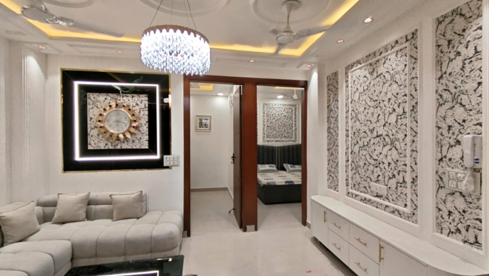 Ready to Move 3 BHK Flat in Mohan Garden Near Nawada Metro | Prime Location