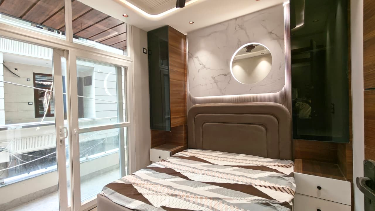 Premium 3BHK Flat with Modern Amenities in Mohan Garden, Delhi