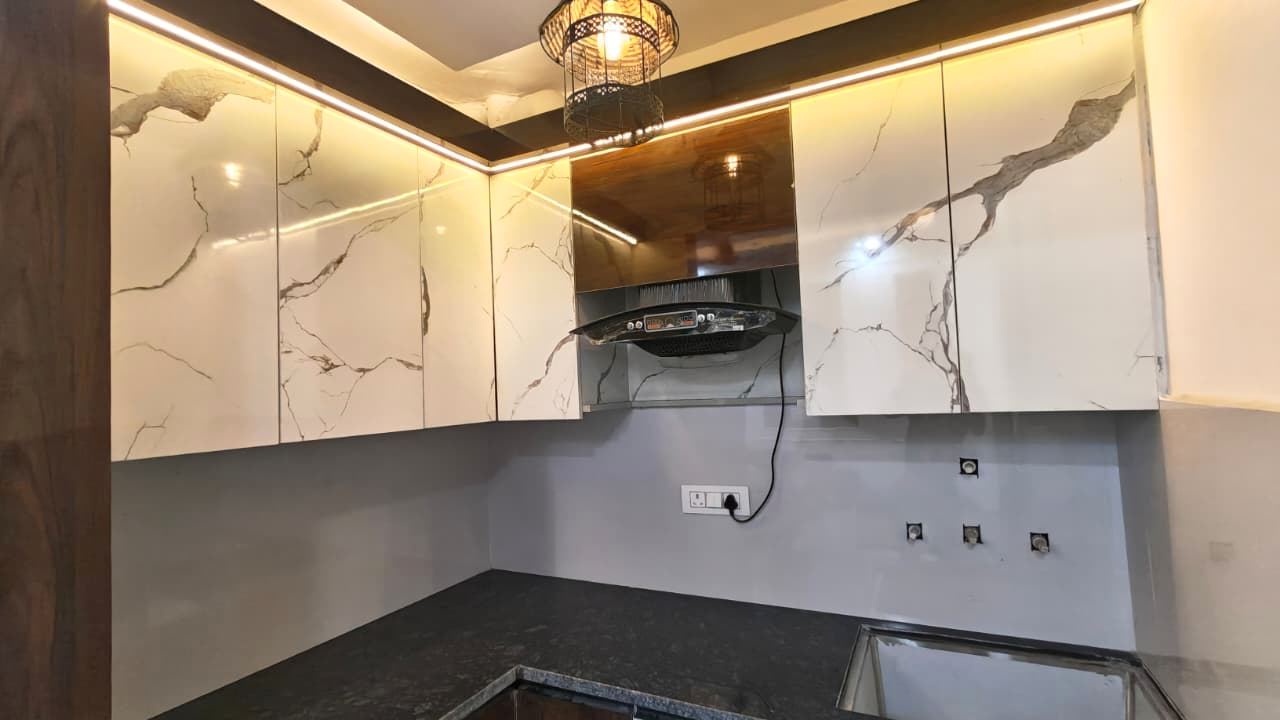Affordable 2 BHK Flat for Sale in Mohan Garden | Gurudwara Road, Delhi
