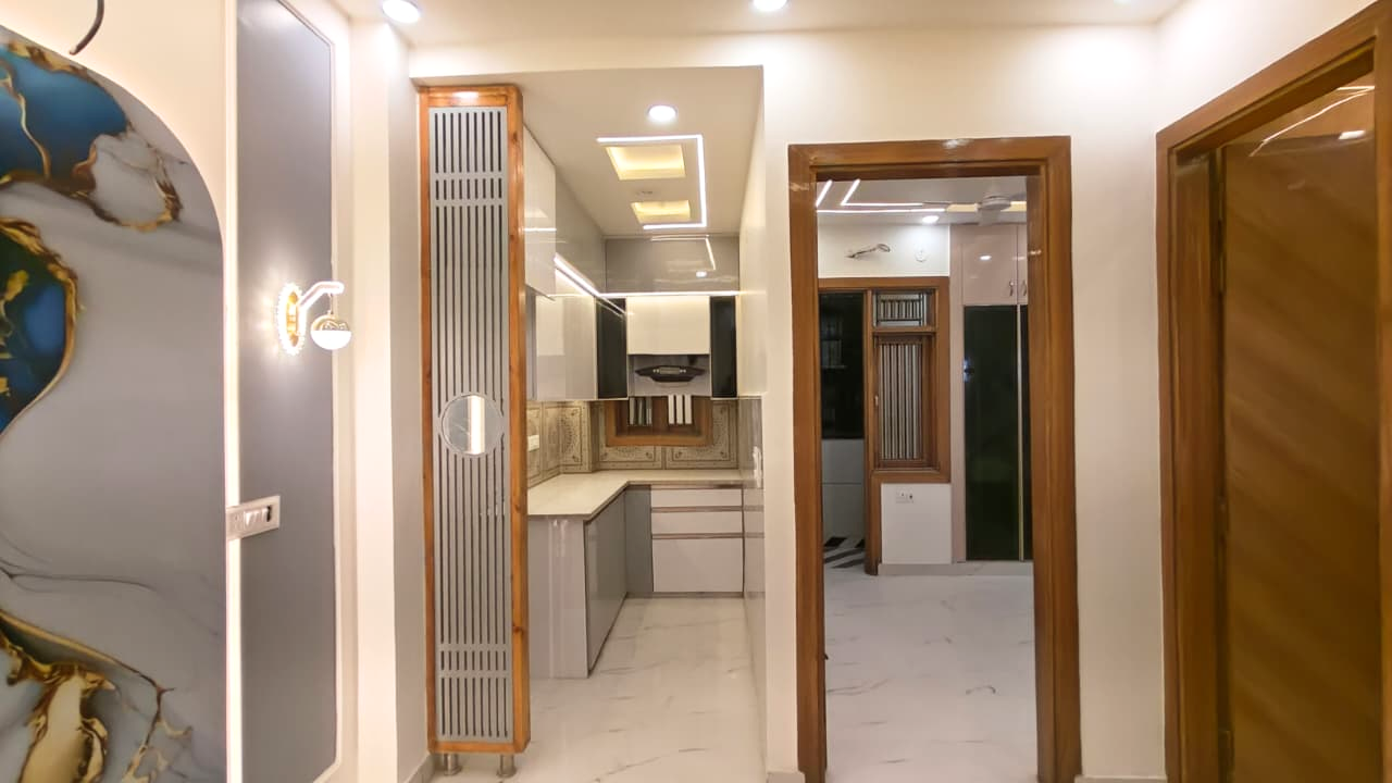 1 BHK Flat in Gurudwara Road Mohan Garden Near Nawada Metro | Affordable Home in Delhi