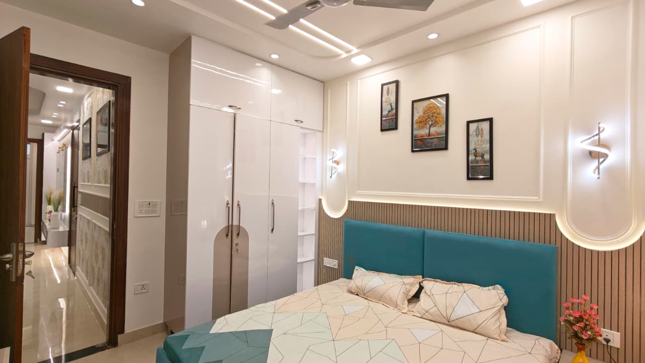 Semi Furnished 3 BHK Home in Dwarka Mor with Excellent Connectivity