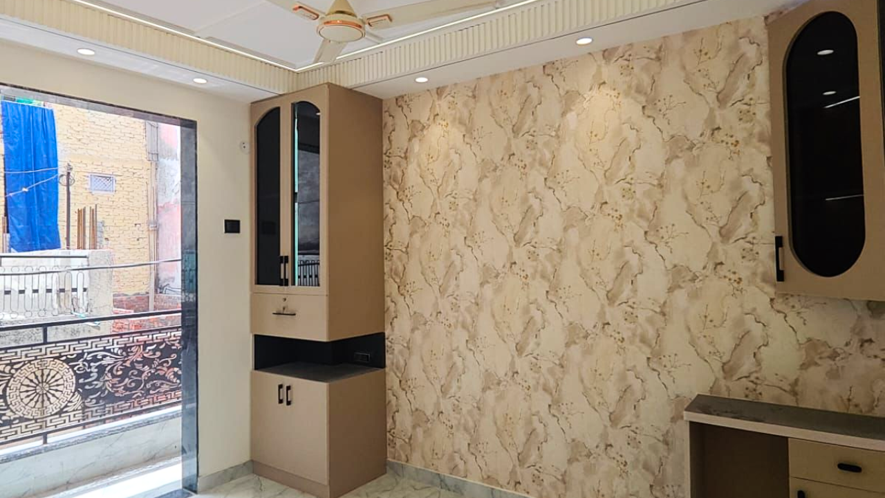 Buy Spacious 2BHK Flat in Uttam Nagar, Delhi | Khushi Ram Park