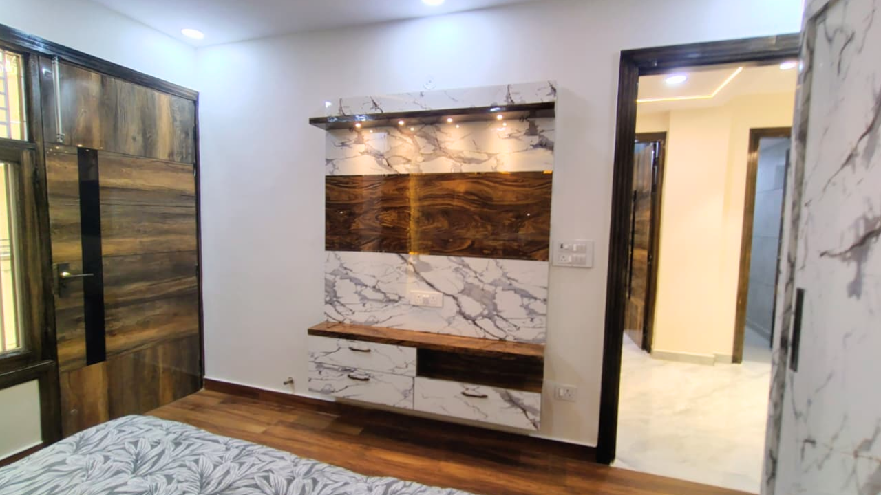 Premium 3 BHK Flats for Sale in Rama Park Dwarka Mor, New Delhi