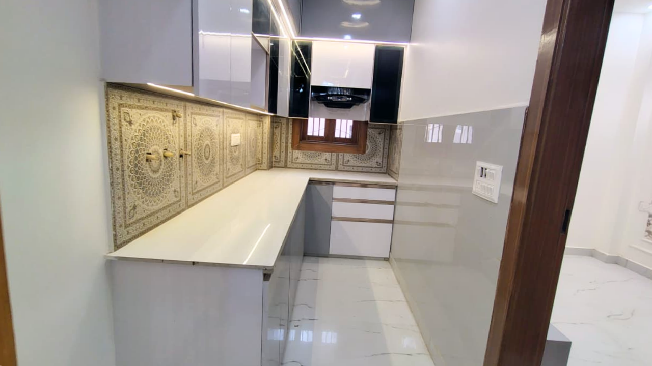 Premium 2BHK Front Facing Flat in Laxmi Vihar Dwarka Mor | Book Your Visit Today