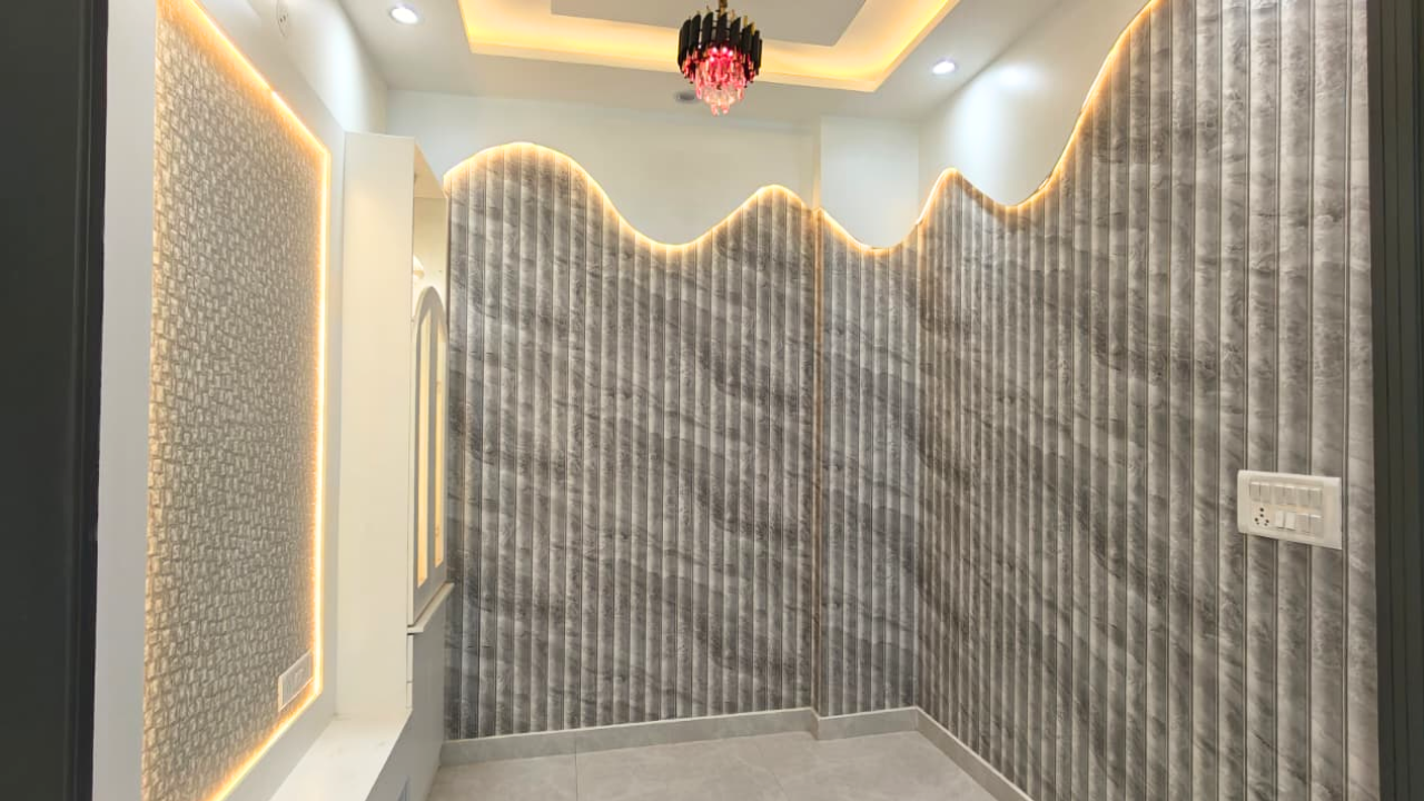 Ready to Move 2 BHK Flat in Mohan Garden, Jagdish Apartment Near Nawada Extension