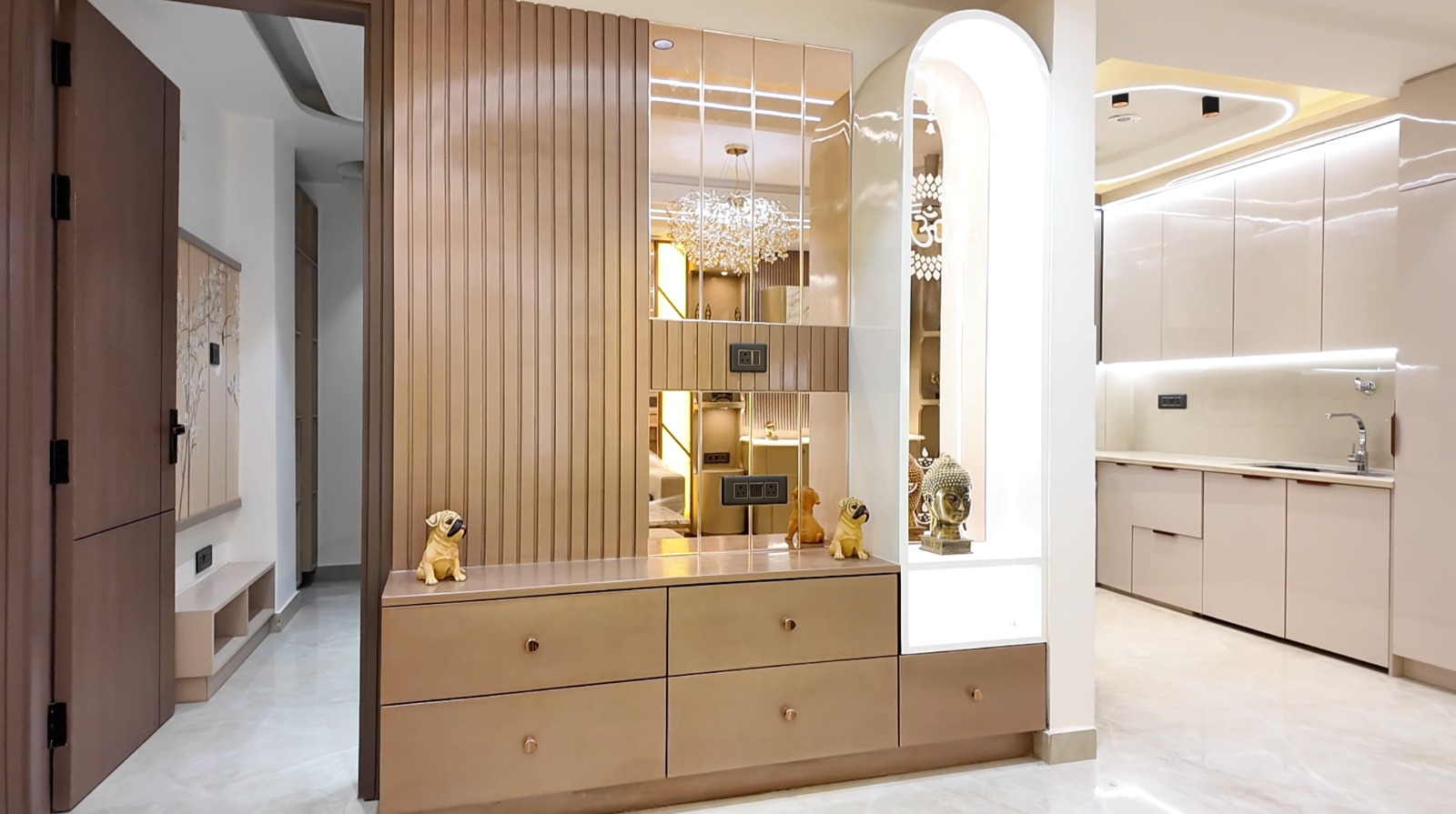 Ready to Move 4 BHK Flat on Gurudwara Road, Mohan Garden, Delhi Near Nawada