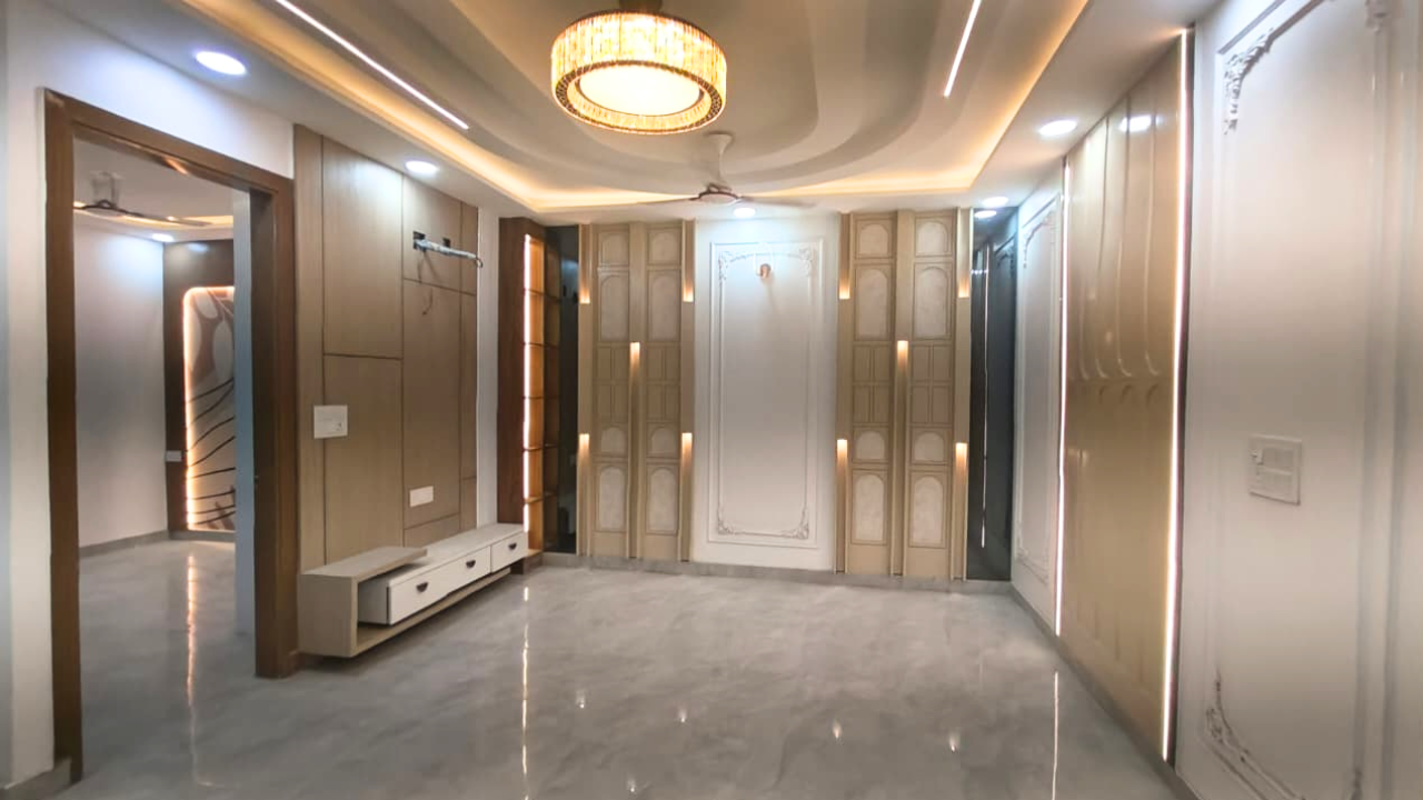 Ready to Move 3 BHK Flat in Nawada, Delhi | Premium Builder Floor