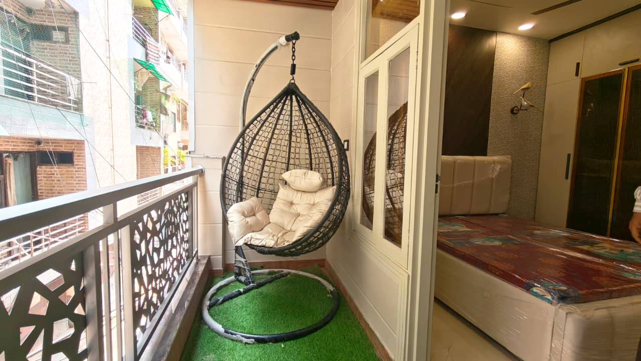 Luxury Front Side 3 BHK Flat with Common Roof Terrace in Nawada, Delhi