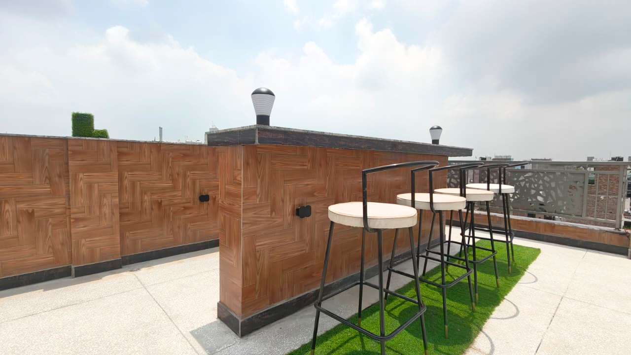 Luxury Front Side 3 BHK Flat with Common Roof Terrace in Nawada, Delhi