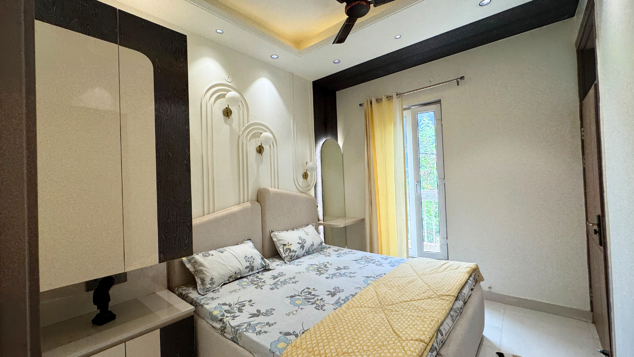 L-Type 3BHK Flat Near Nangli Metro | Modern Home in Niranjan Park
