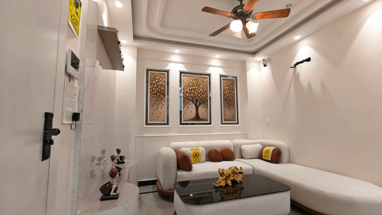 2BHK Newly Constructed Floor for Sale in Rama Park, Mohan Garden | Lift & Car Parking