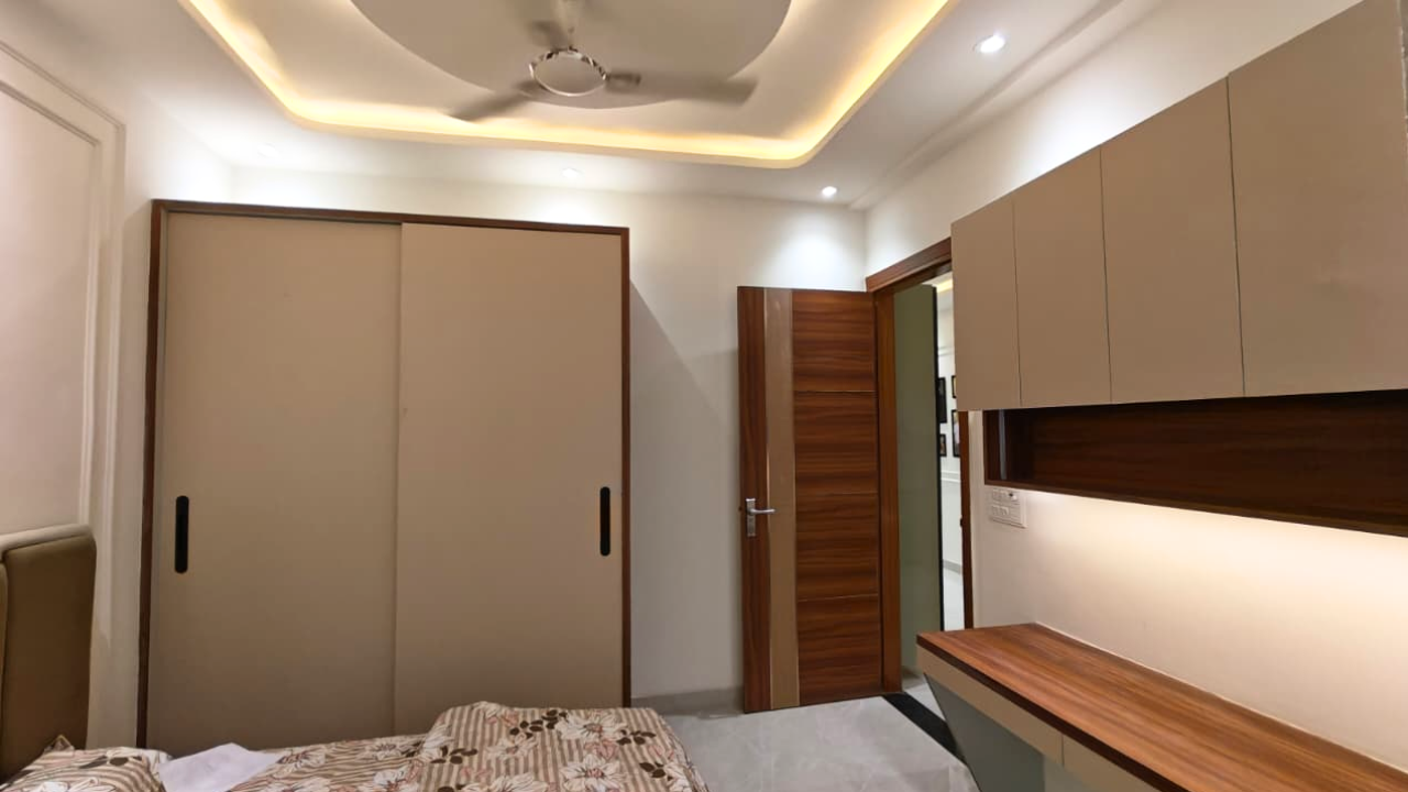 Premium 4BHK Flat for Sale in Bajaj Enclave | Old Palam Road, Dwarka Mor