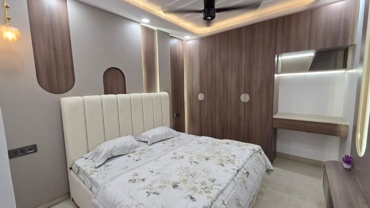 Newly Constructed 3 BHK Flat in Dwarka Mor | Semi-Furnished