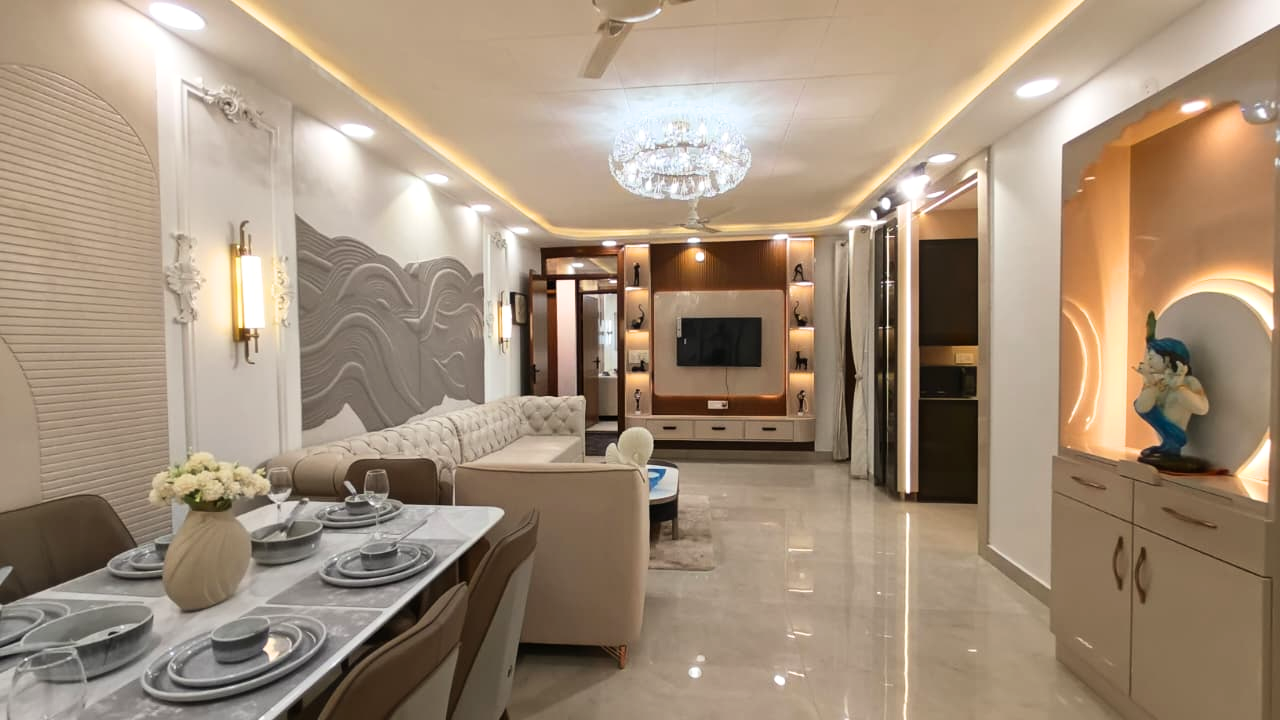 Luxury Front-Side 4 BHK Flat in Mohan Garden Near Nawada Metro