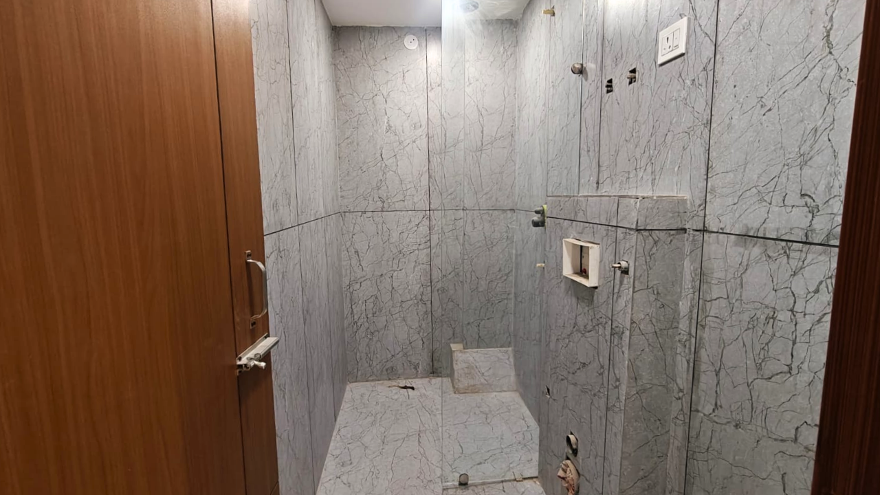 2 BHK Flat for Sale Near Nawada Metro | Delhi Home | Call Now