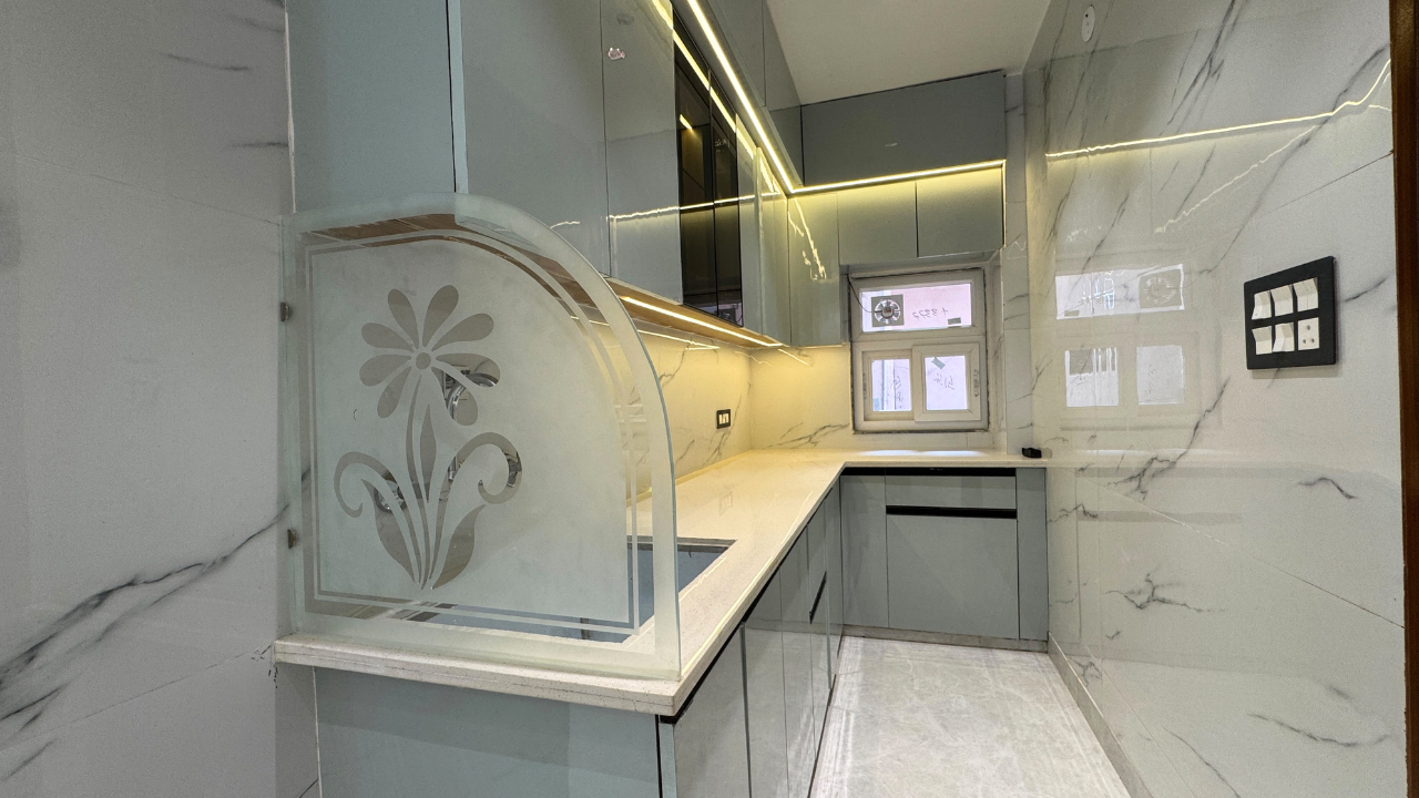 Semi-furnished 2 BHK Flat for Sale in Rama Park, Delhi