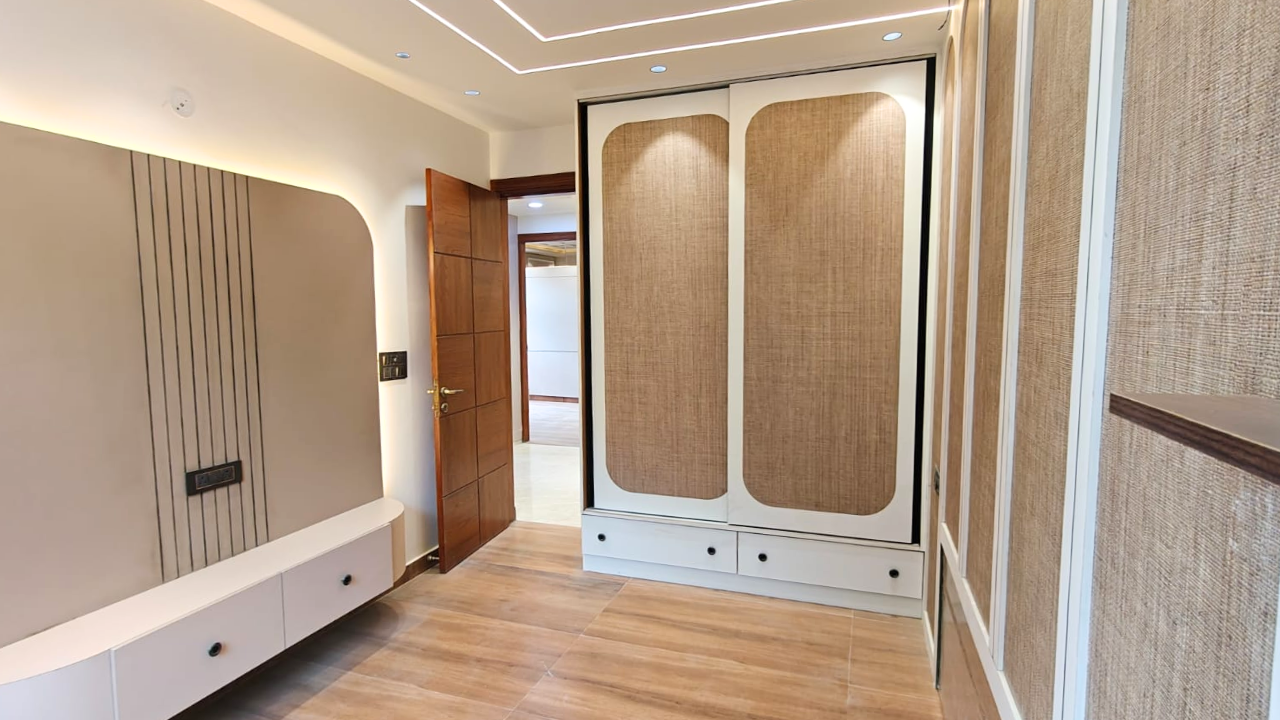 Spacious 3 BHK Home in Ranaji Enclave, Delhi | Near Nangli Metro